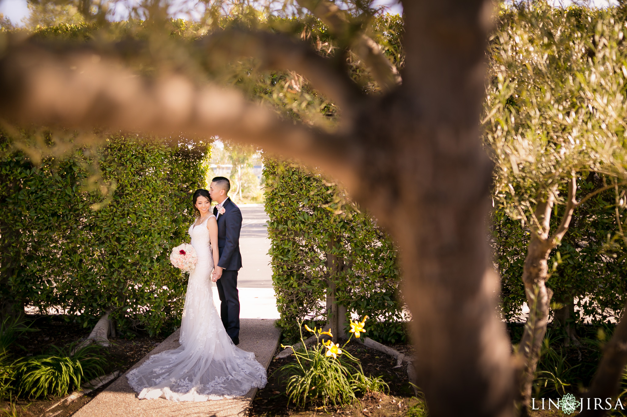 Wedding at Anaheim Hills Golf Course photographed by Lin and Jirsa Photography